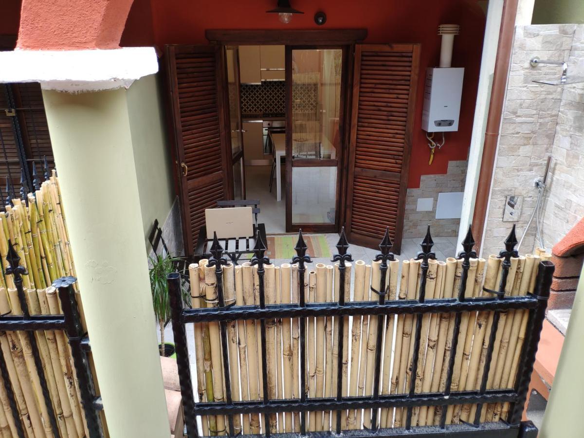 La Casa Dei Poeti Villa Villasimius Exterior foto
