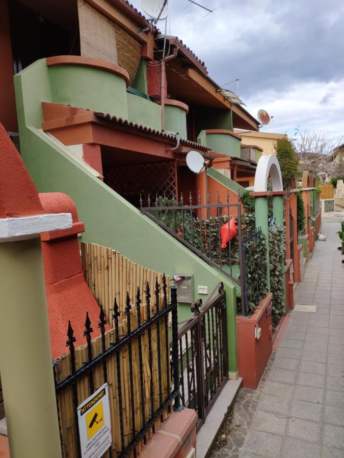 La Casa Dei Poeti Villa Villasimius Exterior foto