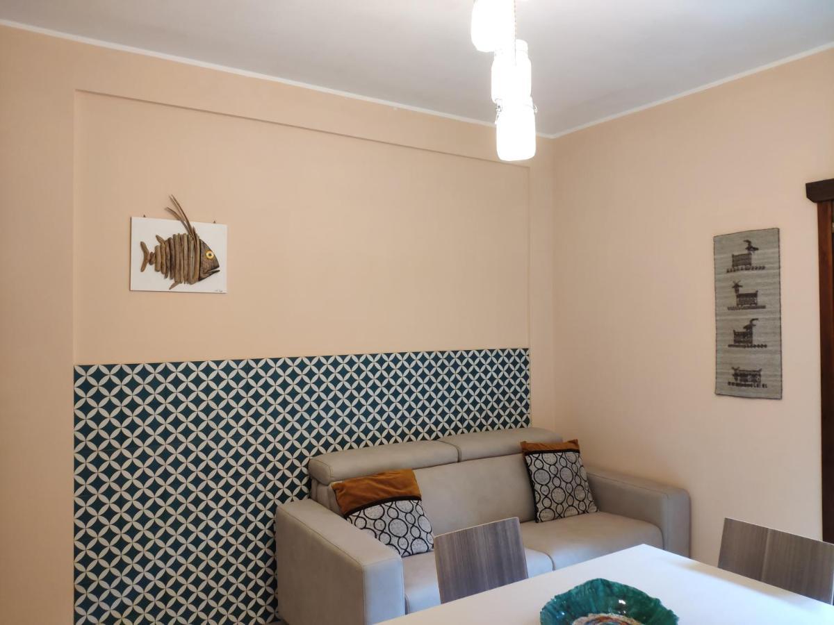 La Casa Dei Poeti Villa Villasimius Exterior foto
